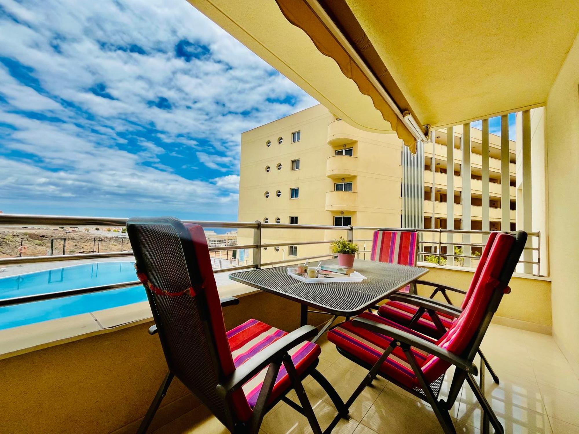 Appartement Poolside Paradise
