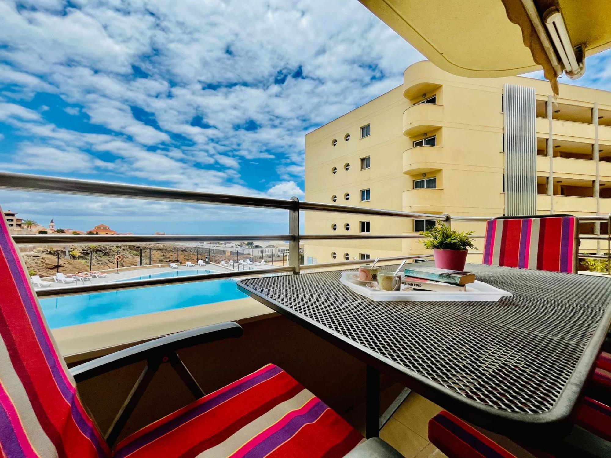 Appartement Poolside Paradise *