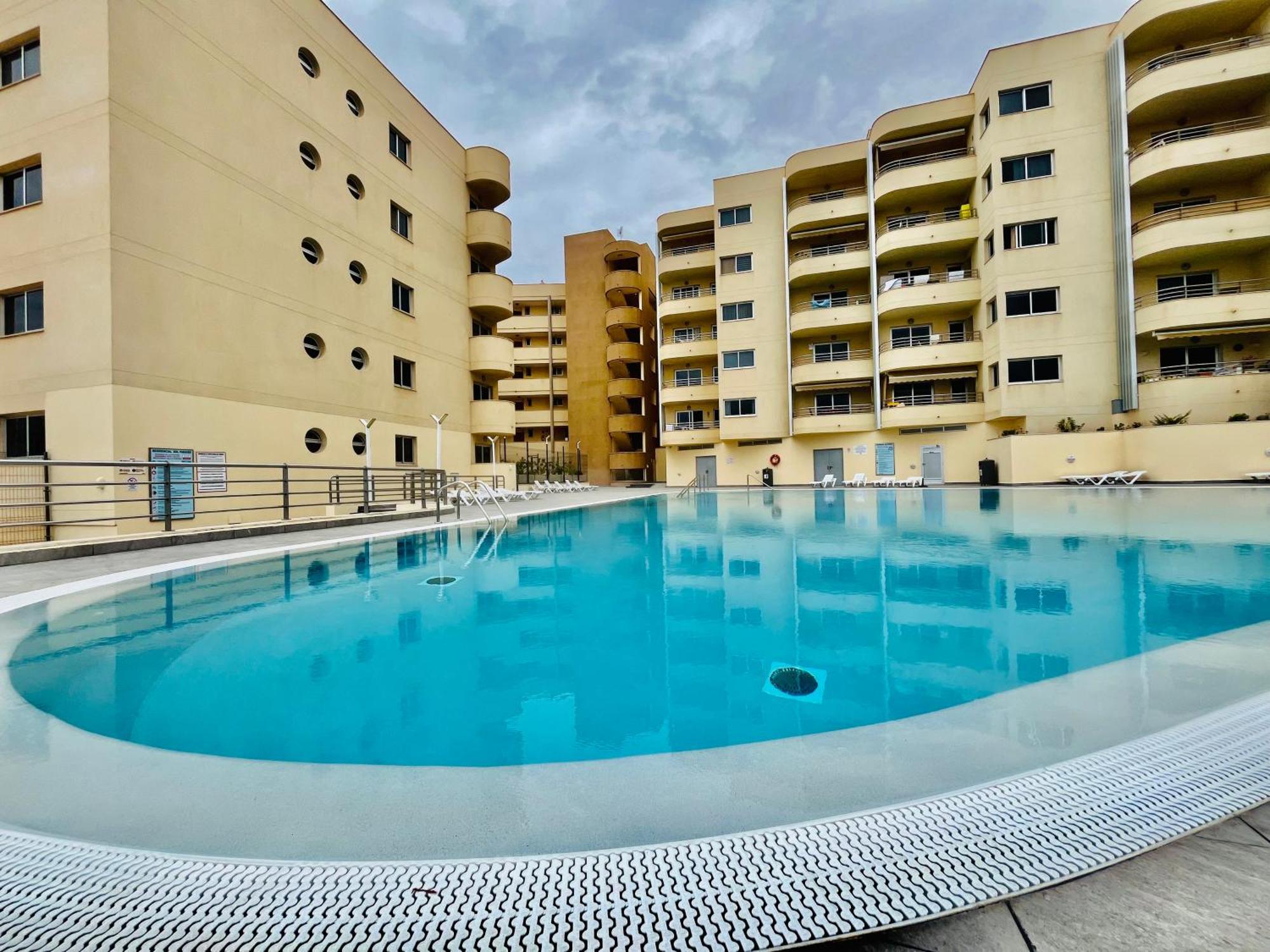 Poolside Paradise