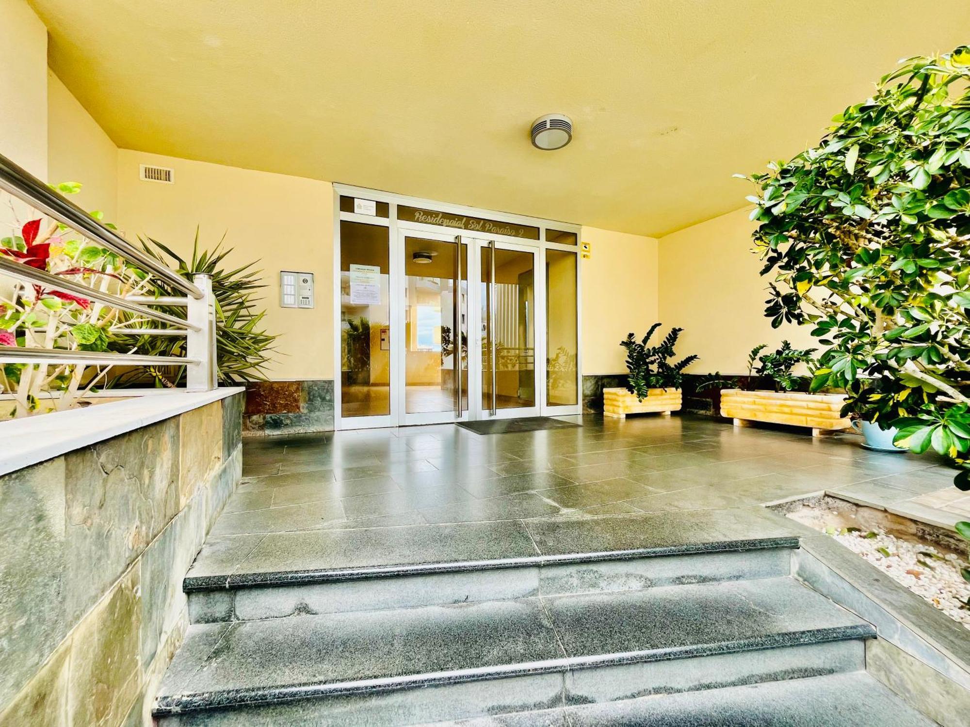 Poolside Paradise Appartement *